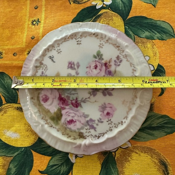 Porcelain Trivet or Plate - Royal Crown China - Chantilly Rose 6.25" - Picture 2 of 8